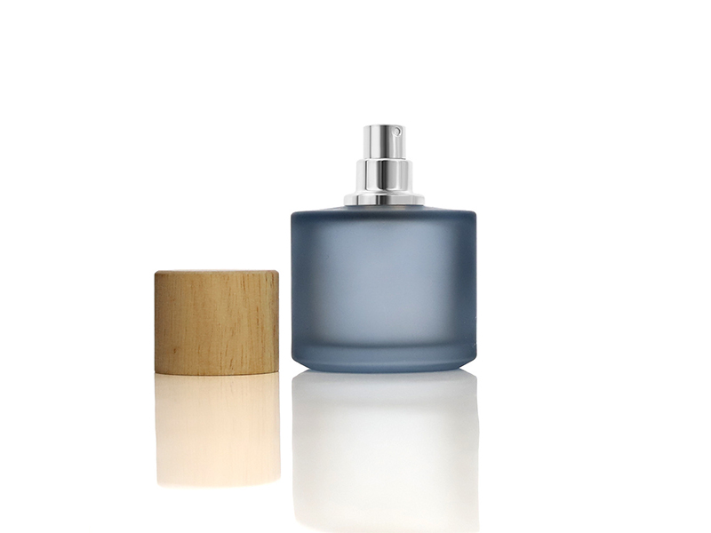 50ml colorful aromatherapy perfume bottle with wooden cap