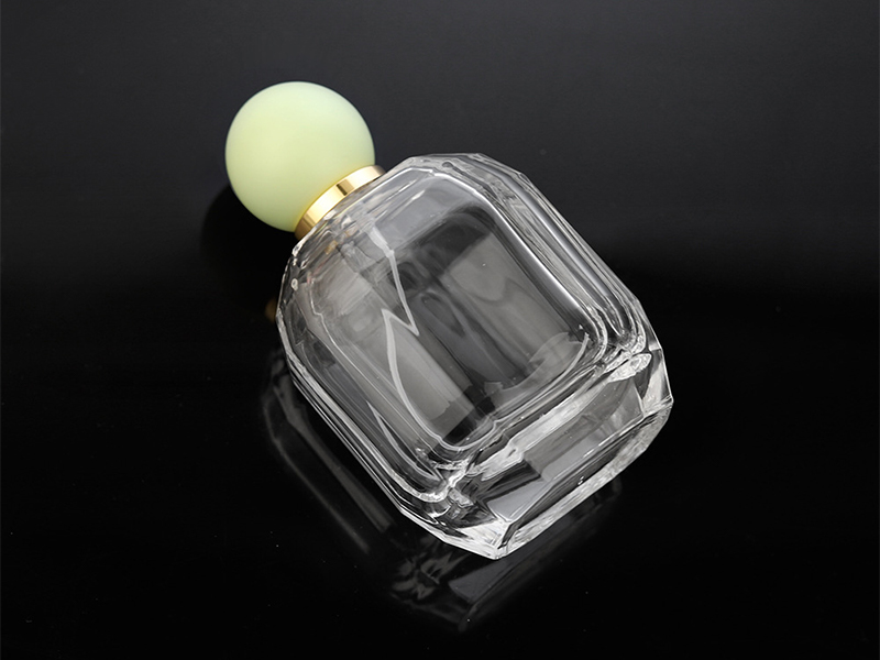 Perfume bottle spot multi-faceted glass bottle 100ml