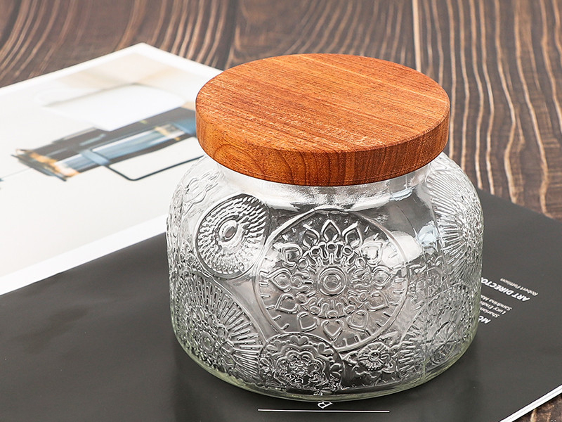 Glass storage jars sealed jars embossed glass bottles glass empty bottles