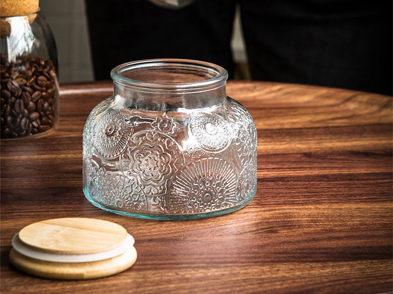Glass storage jars sealed jars embossed glass bottles glass empty bottles