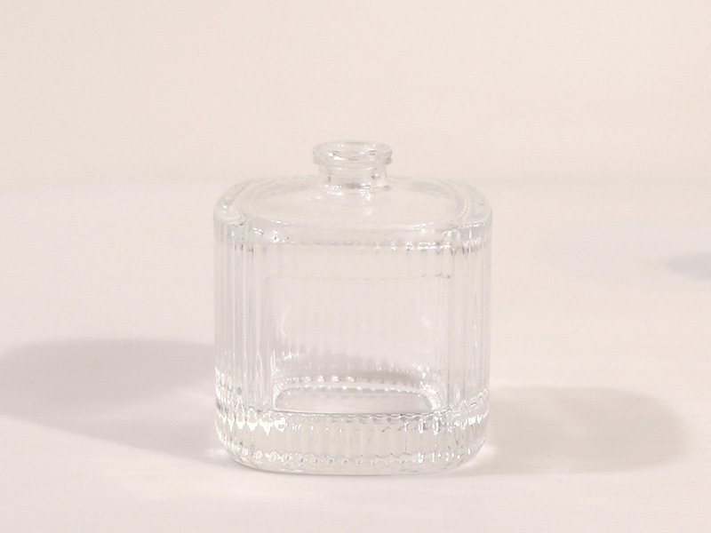 Spot 50/100ml transparent glass bottle bayonet perfume bottle