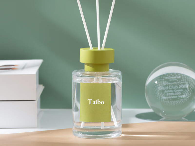 Aromatherapy bottle empty bottle fragrance bottle